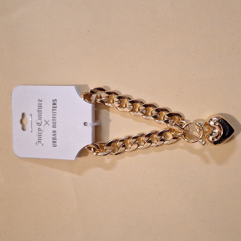 JUICY COUTURE, Urban Outfitters, Heart Pendant, Chunky Goldtone Bracelet